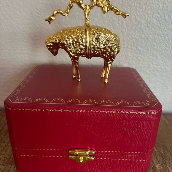 BROOKS BROTHERS gold sheep ornament ❤️💛 - Picture 2 of 4
